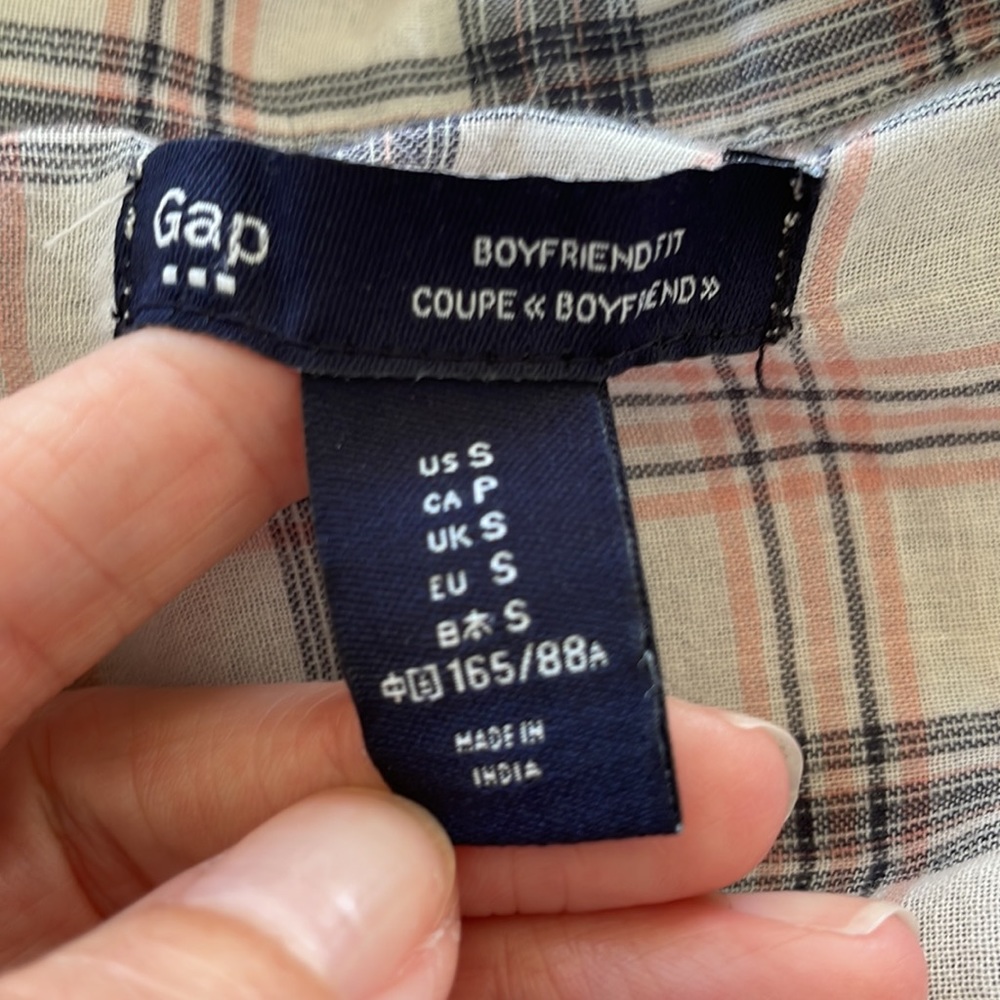 Gap pink gray plaid boyfriend lightweight cotton button down shirt size small - Picture 7 of 8